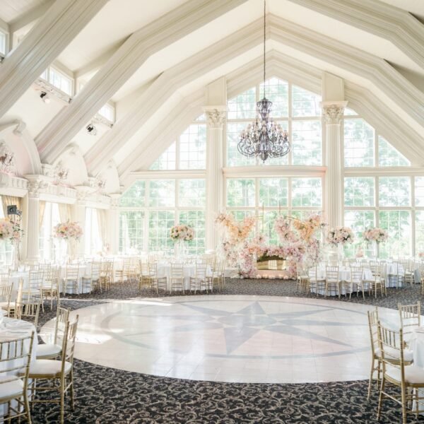 Comprehensive Floral And Soft Furnishing Decor Service
