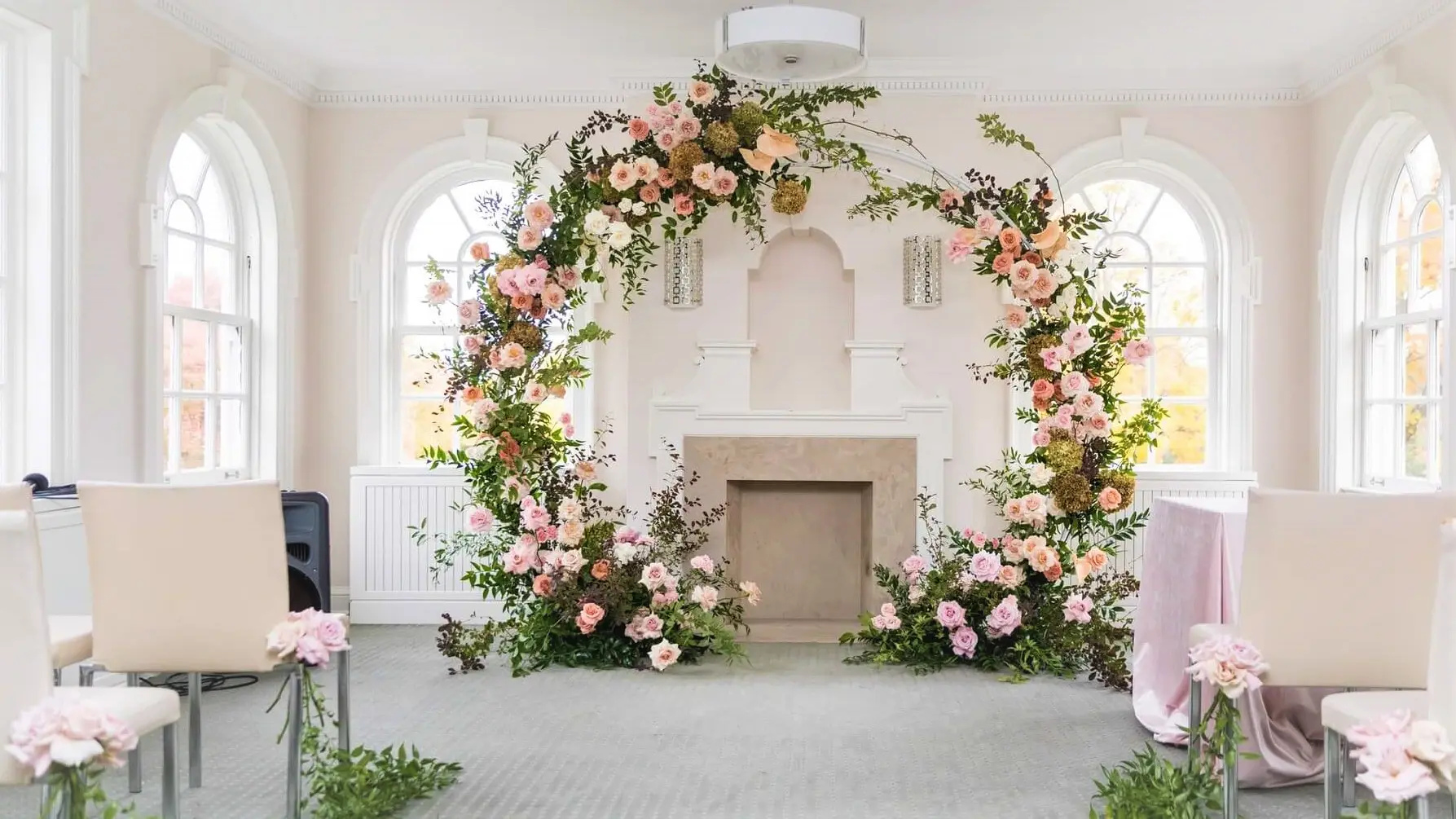 On-Site Wedding Dining Table Decoration